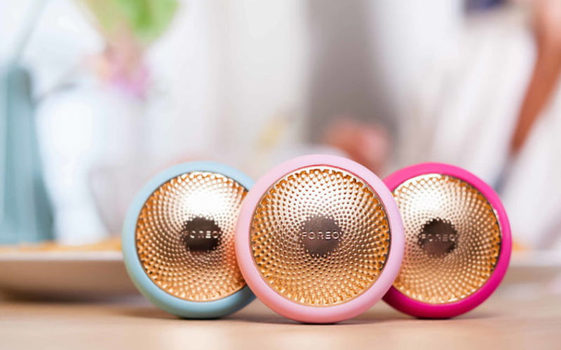 Foreo UFO inteligentne urządzenie do aplikacji maseczek