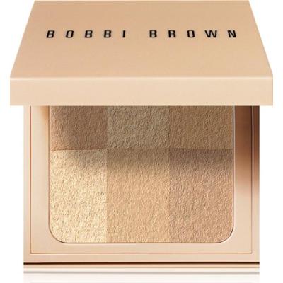 Bobbi Brown Nude Finish Illuminating Powder rozświetlający puder w kompakcie odcień NUDE 6,6 g