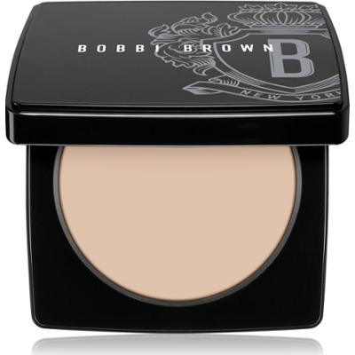 Bobbi Brown Sheer Finish Pressed Powder Relaunch delikatny puder w kompakcie odcień Warm Natural 9 g