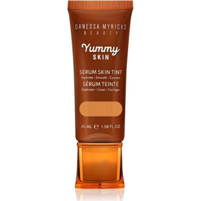 Danessa Myricks Beauty Yummy Skin Serum Skin Tint nawilżający podkład z efektem wygładzającym odcień 8 - Medium to Tan Skin with Golden Peach Underton