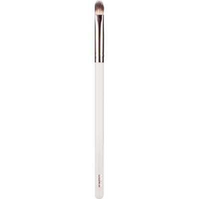 MUA Makeup Academy Brushes Small Flat Eye płaski pędzelek do cieni do powiek 1 szt.