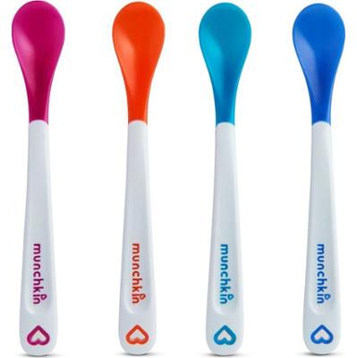 Munchkin White Hot łyżeczka z czujnikiem temperatury 4 m+ 4 szt.