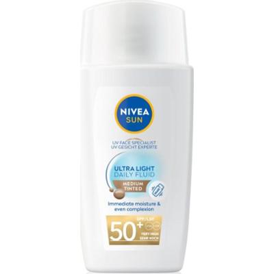 NIVEA SUN Ultra Light lekki fluid tonujący SPF 50+ odcień Medium 40 ml