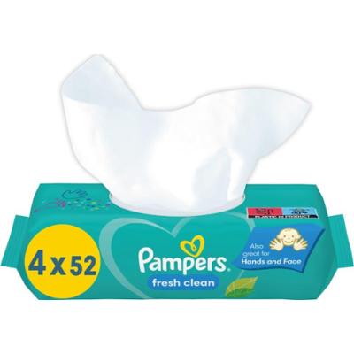 Pampers Fresh Clean nawilżane chusteczki oczyszczające dla dzieci do skóry wrażliwej 4x52 szt.