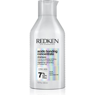 Redken Acidic Bonding Concentrate szampon wzmacniający do włosów słabych 300 ml