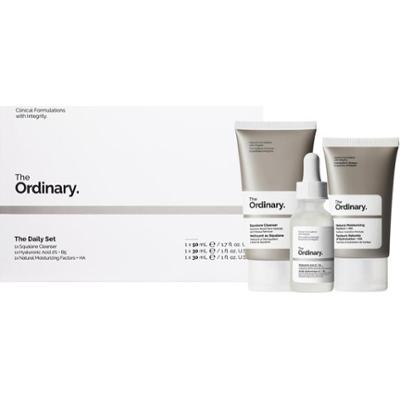 The Ordinary The Daily Set zestaw upominkowy o działaniu nawilżającym