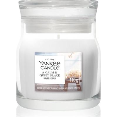 Yankee Candle A Calm & Quiet Place świeczka zapachowa Signature 110 g