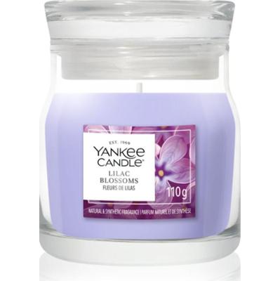 Yankee Candle Lilac Blossoms świeczka zapachowa Signature 110 g