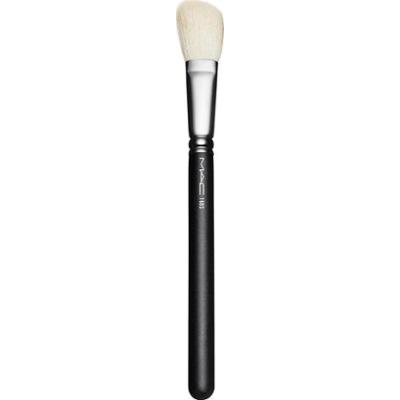 MAC 168S Large Angled Contour Brush Pędzle do różu 1 ct 1 szt.