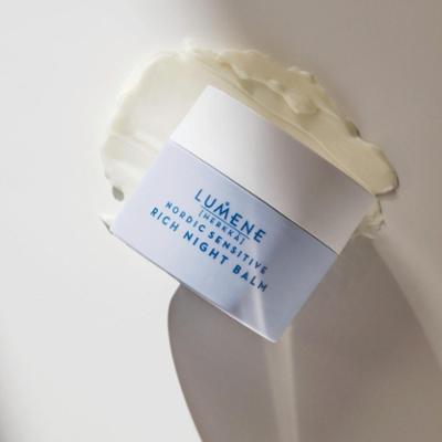 Lumene NORDIC SENSITIVE [HERKKÄ] Bogaty balsam na noc, 50 ml Kremy na noc