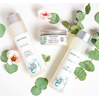 Łagodzący tonik dla skóry wrażliwej Basic Cleaner 200 ml 200 ml