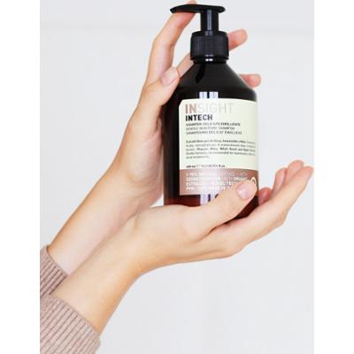 INSIGHT Intech Szampon wygładzający do włosów po zabiegach technicznych 400ml