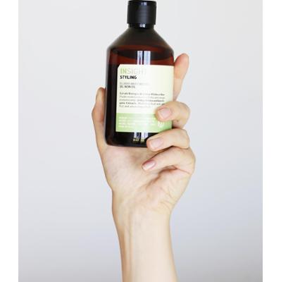 Płyn do modelowania włosów Oil non Oil Styling 250ml INSIGHT
