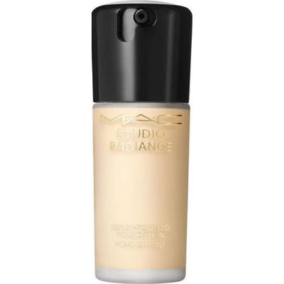 MAC Studio Radiance Podkład z serum NC11