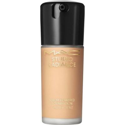 MAC Studio Radiance Podkład z serum NC35