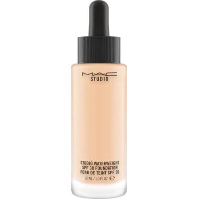 MAC Podkład nawilżający SPF30 - NC20