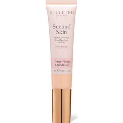 Sculpted by Aimee Second Skin Dewy Foundation 2,5 Fair Plus 32 ml | Lekki, nawilżający podkład o rozświetlającym wykończeniu
