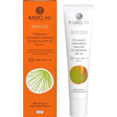 BASICLAB - Tonująca ultralekka emulsja ochronna SPF 50 PPD 22,1 Prewencja i Antyoksydacja, 40ml