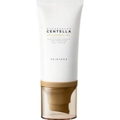 SKIN1004 - Madagascar Centella Air-Fit Suncream Light SPF30, 50 ml - lekki krem przeciwsłoneczny