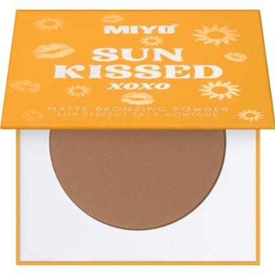 MIYO - Sun Kissed Matt Bronzing Powder Sun 02 Chilly Bronze, 10g - chłodny bronzer do twarzy