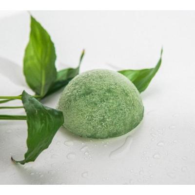 Naturalna gąbka konjac do mycia twarzy Mohani – z zieloną herbatą