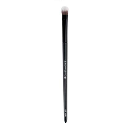 Brushworks No. 19 Crease Blending Eye Brush