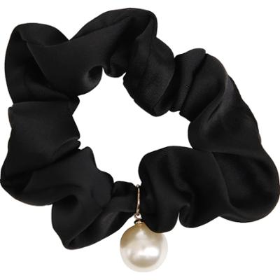 By Lyko Satin Scrunchie with Pearl Black
