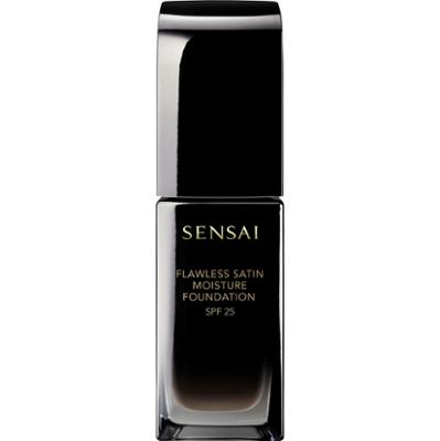 Sensai Flawless Satin Moisture Foundation 204,5 Warm Beige