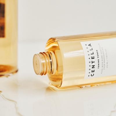 SKIN1004 Madagascar Centella Toning Toner  210 ml