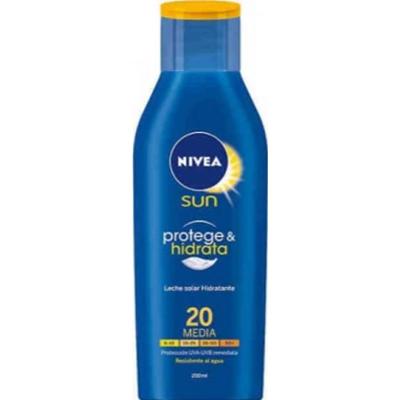 Nivea Ochrona i nawilżenie Spf20 200 ml