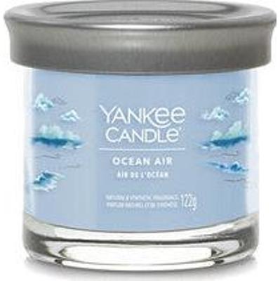 Świeca szklana Yankee Candle Ocean Air Signature (morskie powietrze) - 122,0 g