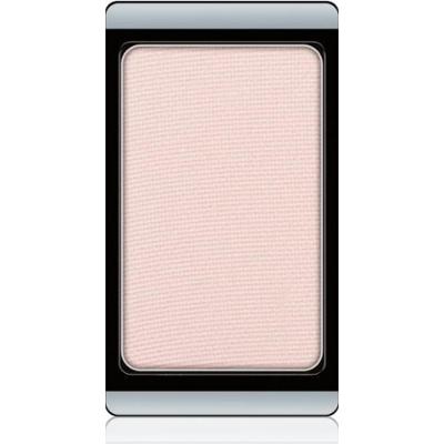ARTDECO Uzupełniający cień do powiek z efektem matowym kolor 517 Matt Chocolate Brown 0,8 g