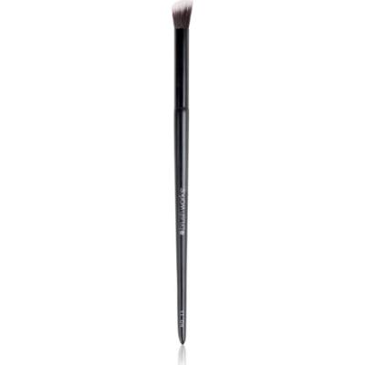 Brushworks skośny pędzel do cieni typ NO. 15 1 szt