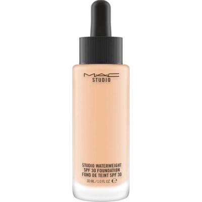 MAC Studio Waterweight SPF 30 /Pa++ Foundation Nc25