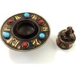 Kadzielnica tybetańska z mosiądzu zdobiona ornamentami i kamieniami szlachetnymi rozmiar 10x8 cm