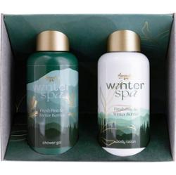 Accentra Winter Spa Fresh Pine & Winterberries zestaw upominkowy do kąpieli zapachy Fresh Pine & Winterberries