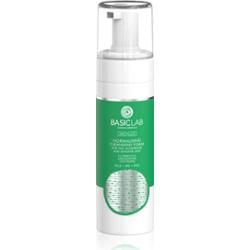 BasicLab Dermocosmetics Micellis delikatna pianka oczyszczająca do skóry tłustej ze skłonnością do trądziku 150 ml