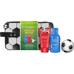 Baylis & Harding Football Stars Wash zestaw upominkowy na drogę dla dzieci Blueberry Fizz