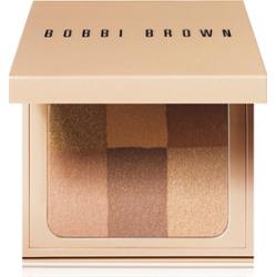 Bobbi Brown Nude Finish Illuminating Powder rozświetlający puder w kompakcie odcień BUFF 6,6 g