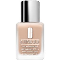 Clinique Superbalanced™ Makeup jedwabisty delikatny podkład odcień CN 13.5 Petal 30 ml