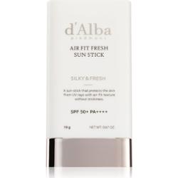 d'Alba Air Fit Fresh Sun Stick krem do opalania w sztyfcie o działaniu uspokajającym SPF 50+ 19 g