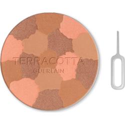 Guerlain Terracotta Light Puder z 96% składników pochodzenia naturalnego Wkład wymienny Konturowanie twarzy 10 g 03 Medium Warm