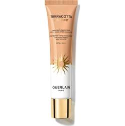 GUERLAIN Terracotta Joli Teint Protecting Tinted Moisturizer podkład rozświetlający nadający naturalny wygląd SPF 20 odcień 20 Golden 30 ml