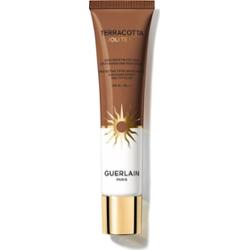 GUERLAIN Terracotta Joli Teint Protecting Tinted Moisturizer podkład rozświetlający nadający naturalny wygląd SPF 20 odcień 50 Bronze 30 ml