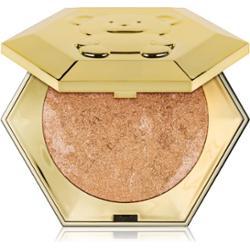 I Heart Revolution Honey Bear kompaktowy rozświetlacz pudrowy 5 g