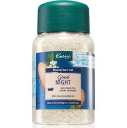 Kneipp Good Night sól do kąpieli Swiss Stone Pine & Balsam Torchwood 500 g