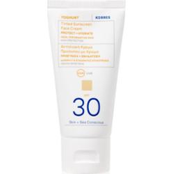 Korres Yoghurt Tinted Sunscreen tonujący krem do opalania SPF 30 50 ml