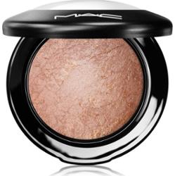 MAC Cosmetics Mineralize Skinfinish rozjaśniający puder spiekany odcień Global Glow 10 g