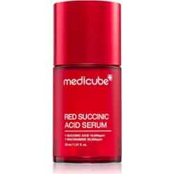 Medicube Red Succinic Acid Serum serum rozświetlające o działaniu nawilżającym 30 ml