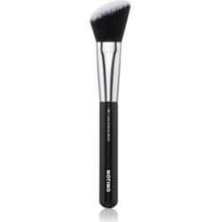 Notino Makeup Brushes Professional Angled Blush Make-Up Brush 161 pędzel do różu 1 szt.